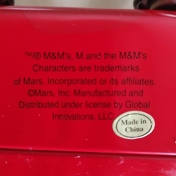 M&M'S Love Bug Car Tin Red and Green Vintage - Picture 6 of 9